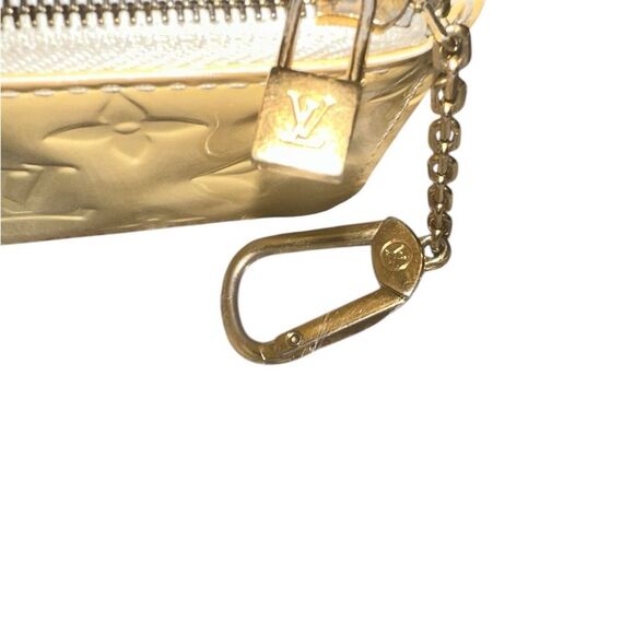 Authentic Louis Vuitton Monogram Vernis Keyholder/ coin purse - Picture 9 of 12